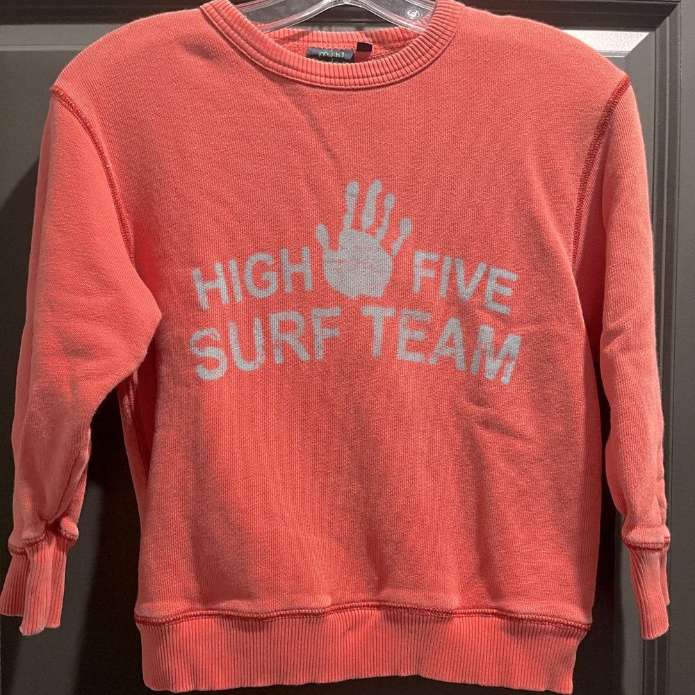 Mini Boden “vintage” High Five Surf Team sweatshirt | boys size 7-8 | EUC